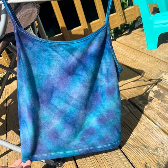 Tie dyed crop top tank - Picture 2 of 3